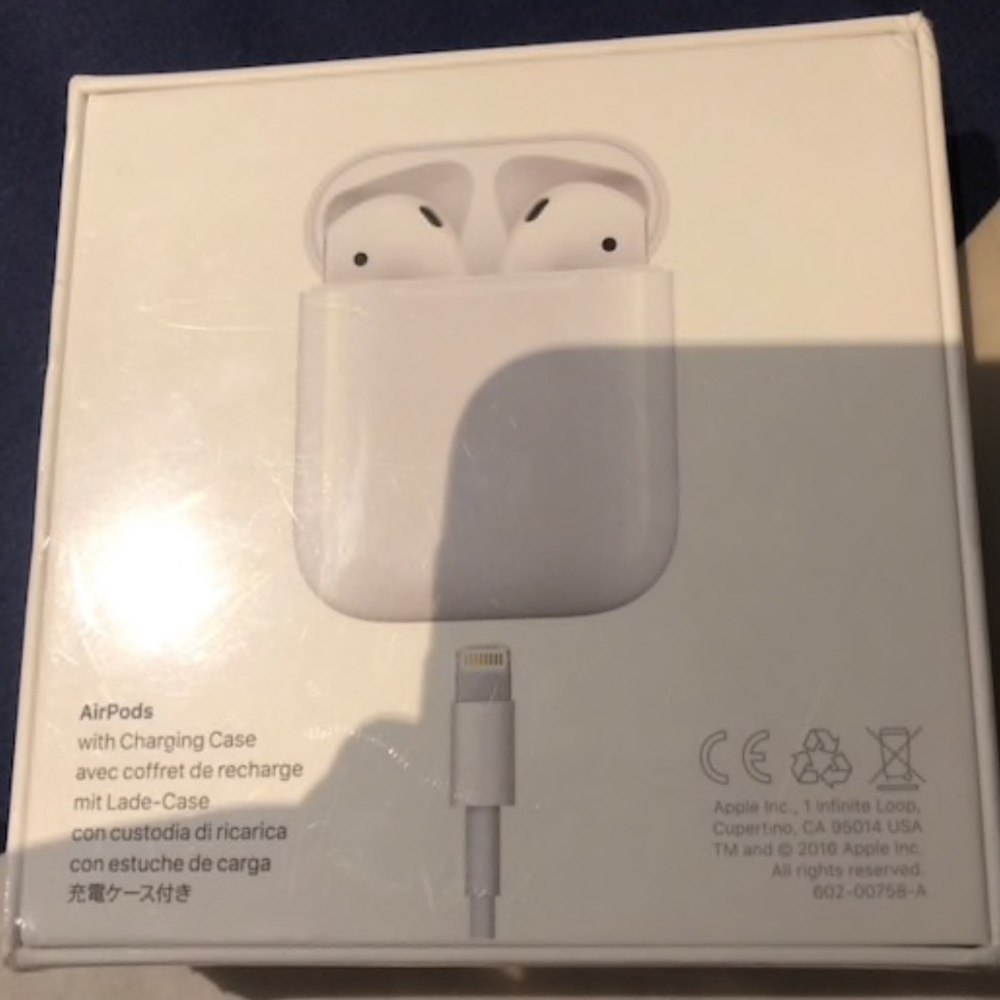 Apple AirPods